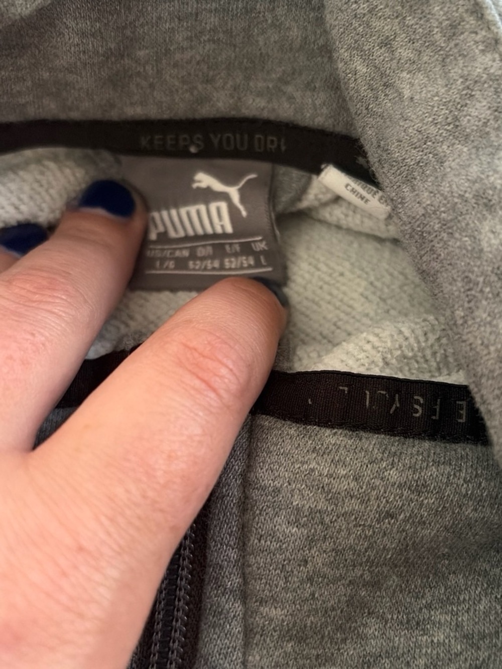Puma Men’s Gray Zip-Up Sweater size L - Picture 3 of 3